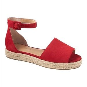Banana republic red felt espadrilles